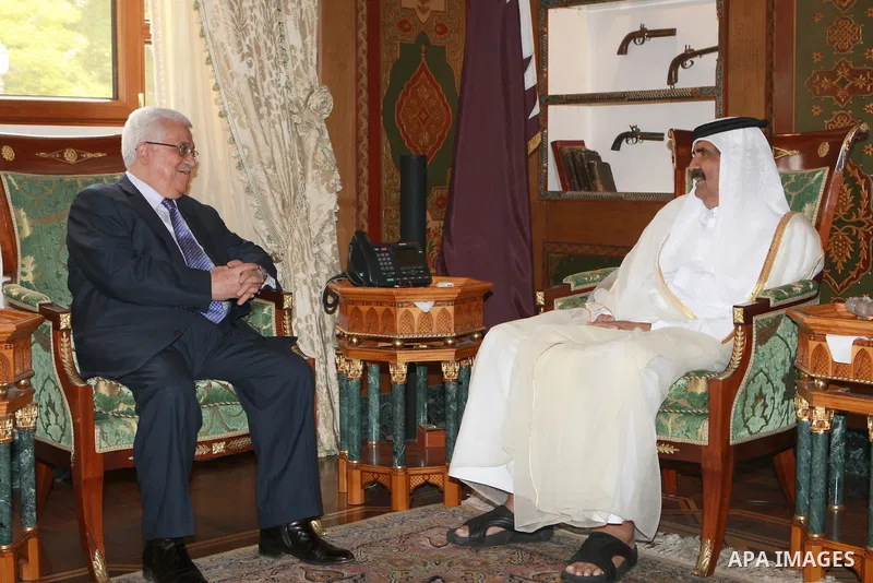 Palestinian President Mahmoud Abbas (Abu Mazen) meets with Emir of Qatar Sheikh Hamad bin Khalifa al-Thani in Qatar on June 03, 2012. Photo by Thaer Ganaim