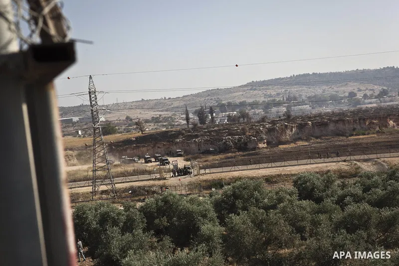 June 9, 2012 - Beit Nuba, West Bank - On the 45th commemoration of Naksa, the Popular Struggle Coordination Commitee have organized a march toward the Latroon destroyed villages of Yalu, Omwas and Beit Nuba. .Clashes wit...