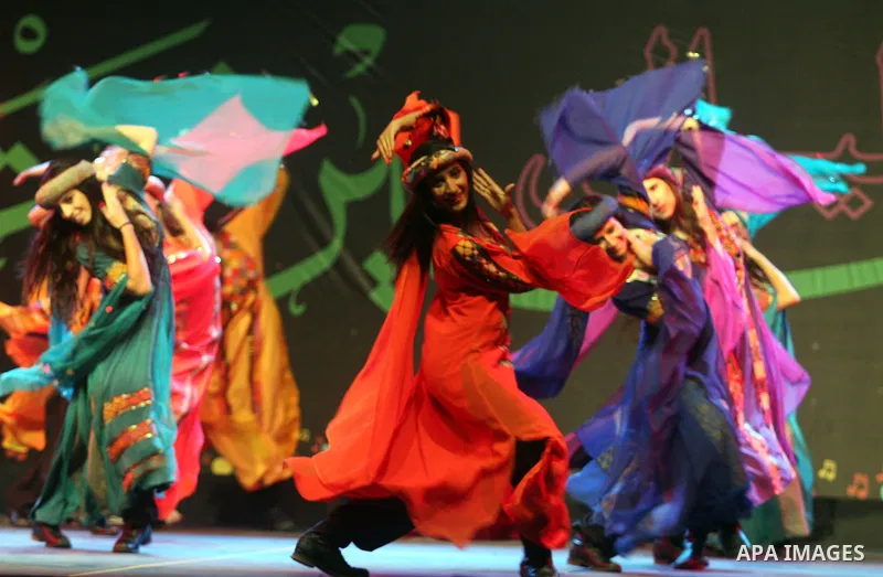 shows members of a local Palestinian dance company presenting their show during a dance festival Beir Ziet Nights (Liali Ber Ziet) at Ber Ziet University near the West Bank town of Ramallah, 18 June 2012. Photo by Issam...