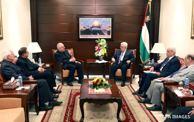 Palestinian President Mahmoud Abbas (Abu Mazen), meets with the Heads of the Jewish community, in Canada, on June 24, 2012. Photo by Thaer Ganaim