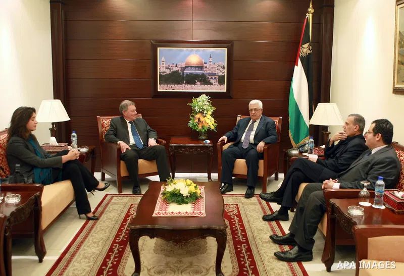 Palestinian President, Mahmoud Abbas (Abu Mazen) meets with Robert Serry, in the West Bank city of Ramallah, on 29 June 2012. Photo by Thaer Ganaim