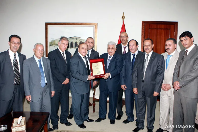 Palestinian President, Mahmoud Abbas (Abu Mazen) meets with council of Palestinian lawyer association, in the West Bank city of Ramallah, on 01 July 2012. Photo by Thaer Ganaim