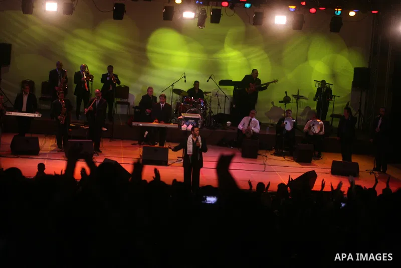 Egyptian singer Mohamed Fouad during a concert at the Palestine International Festival for singing and music in the West Bank city of Ramallah, on July 7, 2012. Photo by Issam Rimawi