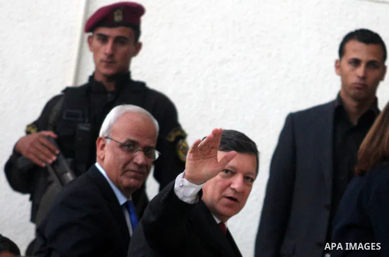 Palestinian President Mahmoud Abbas, meets European Commission President Jose Manuel Barroso in the West Bank city of Ramallah July 8, 2012. Photo by Issam Rimawi