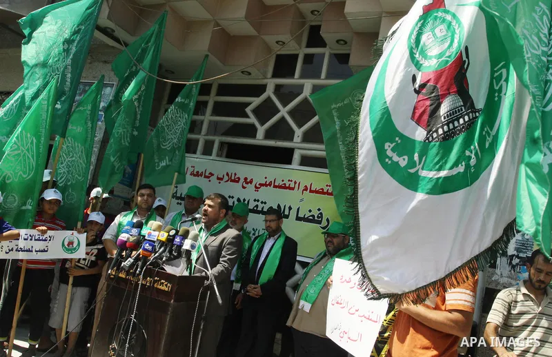 Palestinians take part a protest against political arrests by the security forces in the West Bank, Gaza City on July 11,2012. Photo by Naaman Omar