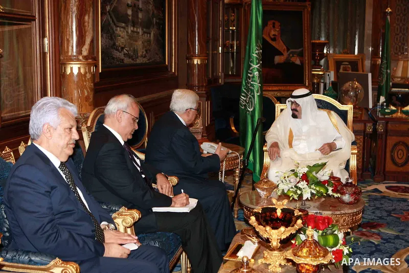 Palestinian President, Mahmoud Abbas (Abu Mazen) access to the Kingdom of Saudi Arabia and meet with King Abdullah bin Abdul Aziz , in Jeddah, on July 13, 2012. Photo by Thaer Ganaim