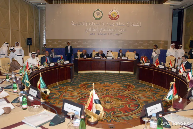 Palestinian President Mahmoud Abbas (Abu Mazen) (c) during Arab Monitoring Committee meeting, in Doha, on July 22, 2012. Photo by Thaer Ganaim