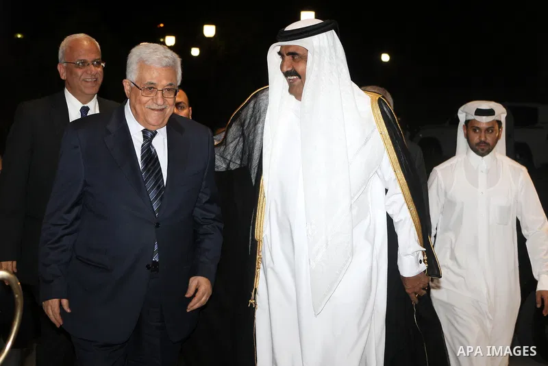 Palestinian President, Mahmoud Abbas (Abu Mazen), meets with the Emir of Qatar Hamad bin Hamad al-Thani, in Doha on July. 22, 2012. Photo by Thaer Ganaim