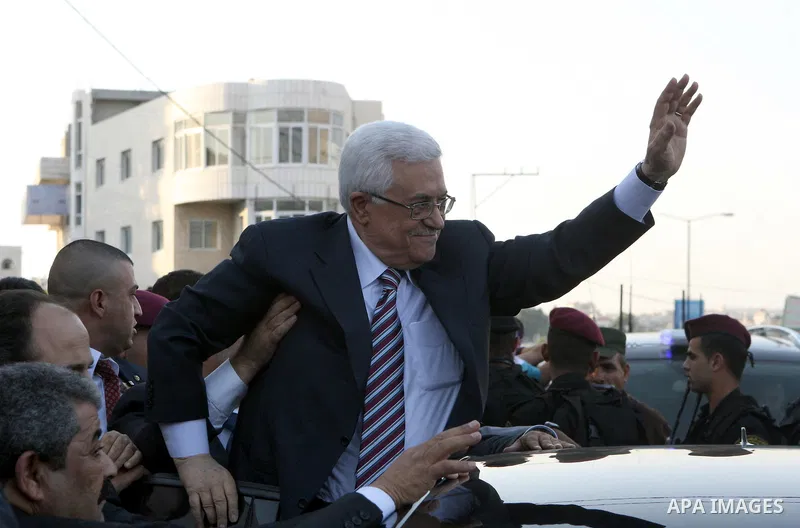 Palestinian President, Mahmoud Abbas (Abu Mazen), access to the West Bank city of Hebron on, Aug. 01, 2012. Photo by Thaer Ganaim