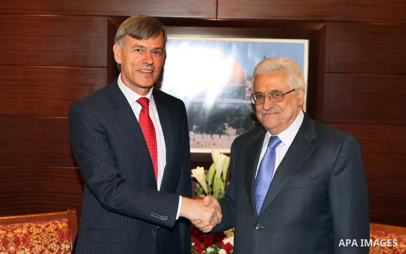 Palestinian President Mahmoud Abbas (Abu Mazen) meets with the representative of Germany to the Palestinian Authority in the West Bank city of Ramallah, on 02 August 2012. Photo by Thaer Ganaim