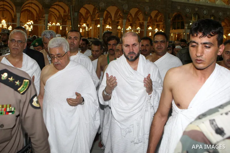 Palestinian President, Mahmoud Abbas (Abu Mazen), while performing Umrah in Mecca, on Aug. 13, 2012. Photo by Thaer Ganaim