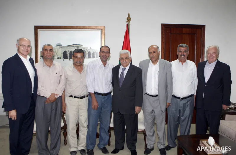 Palestinian President Mahmoud Abbas ( Abu Mazen ) meets with President of the Austrian Olympic Committee in the West Bank city of Ramallah, on Aug 24, 2012. Photo by Thaer Ganaim