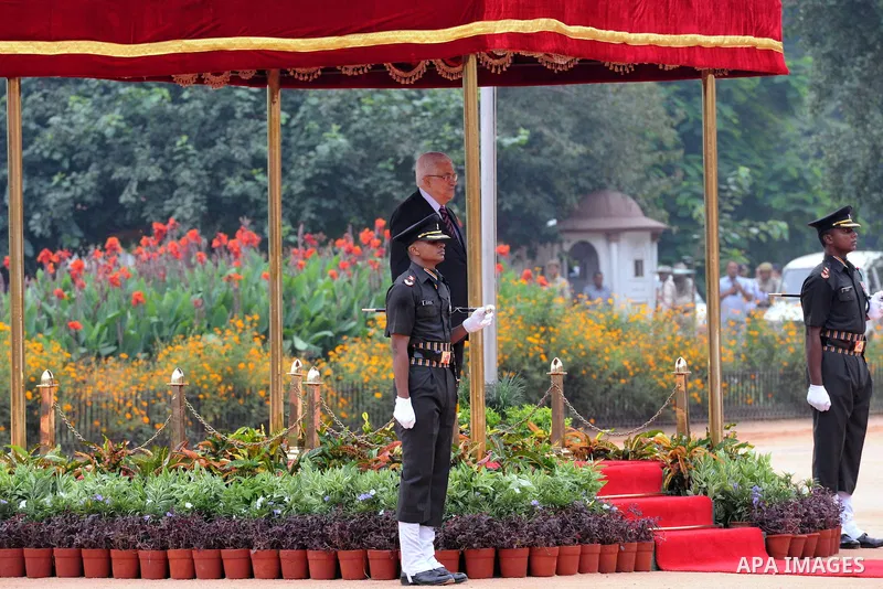 Palestinian President Mahmoud Abbas (Abu Mazen) during the official reception in the Indian capital, New Delhi, on Sep.11, 2012. Photo by Thaer Ganaim