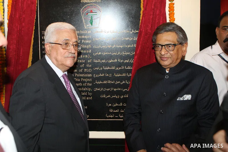 Palestinian President Mahmoud Abbas (Abu Mazen) opens the Palestinian embassy in the Indian capital, New Delhi, on Sept. 11, 2012. Photo by Their Ganaim. Photo by Thaer Ganaim