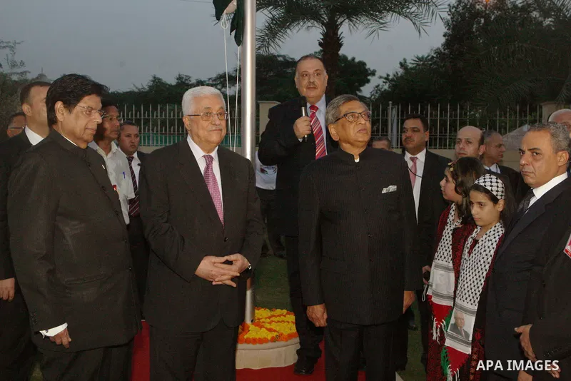 Palestinian President Mahmoud Abbas (Abu Mazen) opens the Palestinian embassy in the Indian capital, New Delhi, on Sept. 11, 2012. Photo by Their Ganaim. Photo by Thaer Ganaim