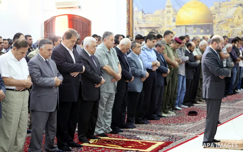 Palestinian President Mahmoud Abbas (Abu Mazen) attends Friday prayers in the West Bank city of Ramallah on Sept. 14, 2012. Photo by Thaer Ganaim