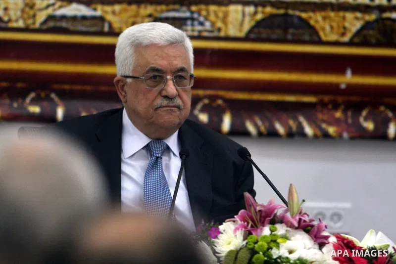 Palestinian President Mahmoud Abbas (Abu Mazen) meets with of the Palestinian leadership, in the West Bank city of Ramallah, on Sep. 15, 2012. Photo by Issam Rimawi
