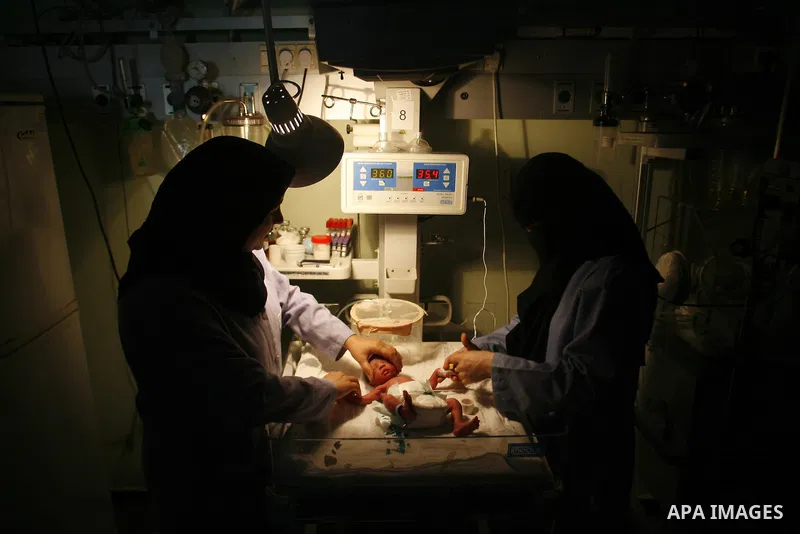 Palestinian nurses training during the project "safe delivery" at Emirates Hospital in Rafah in Gaza Strip on Sep.17, 2012. Photo by Eyad Al Baba