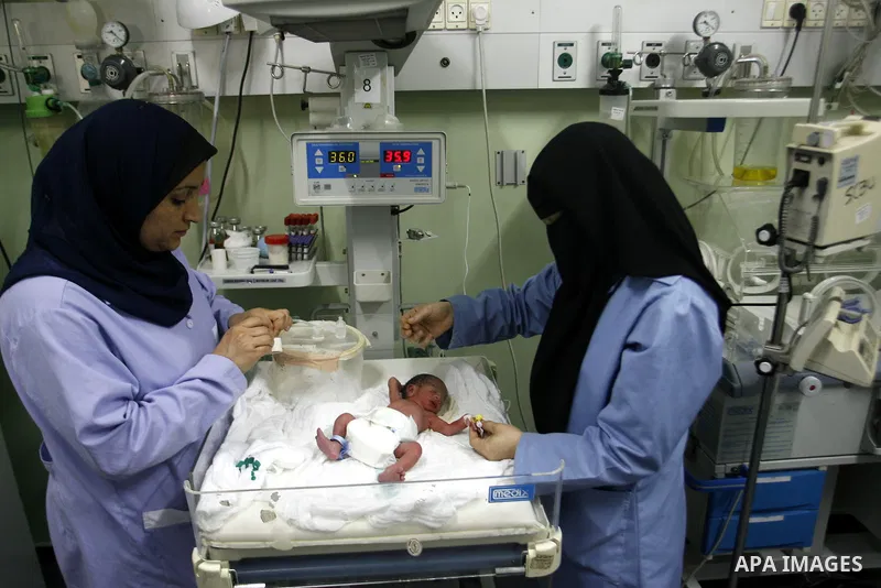 Palestinian nurses training during the project "safe delivery" at Emirates Hospital in Rafah in Gaza Strip on Sep.17, 2012. Photo by Eyad Al Baba