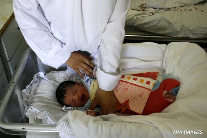 Palestinian nurses training during the project "safe delivery" at Emirates Hospital in Rafah in Gaza Strip on Sep.17, 2012. Photo by Eyad Al Baba