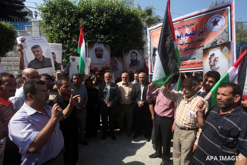 Palestinians participate a protest to calling for the liberty of Palestinians being held in Israeli jails, in Gaza city of on September 18, 2012 . Photo by Ashraf Amar