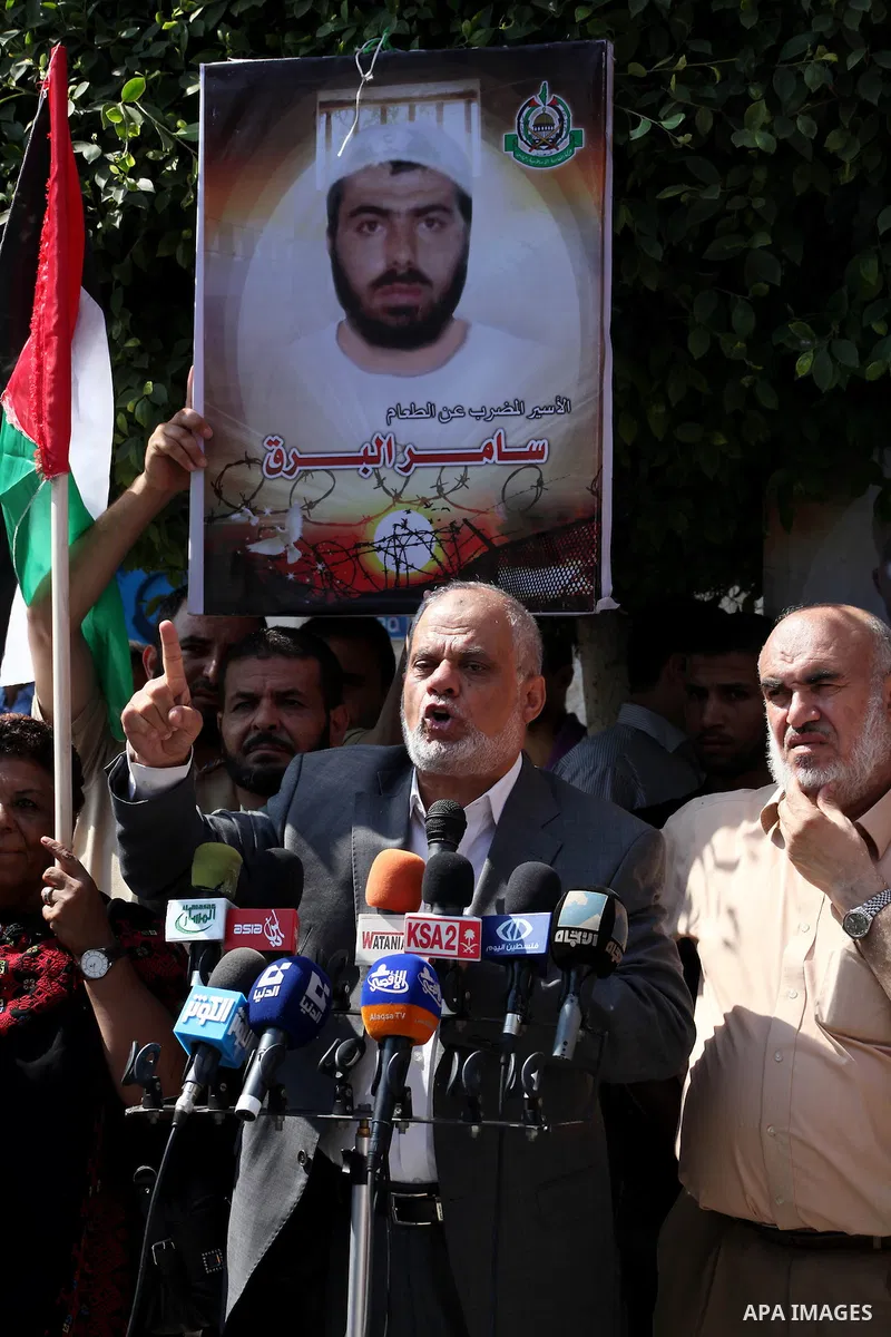 Palestinians participate a protest to calling for the liberty of Palestinians being held in Israeli jails, in Gaza city of on September 18, 2012 . Photo by Ashraf Amar