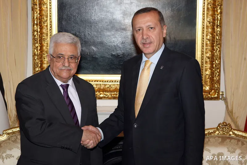 Palestinian President Mahmoud Abbas ( Abu Mazen ) meets with Turkish Prime Minister Recep Tayyip Erdogan in the Turkish capital Ankara, Sept. 21, 2012. Photo by Thaer Ganaim