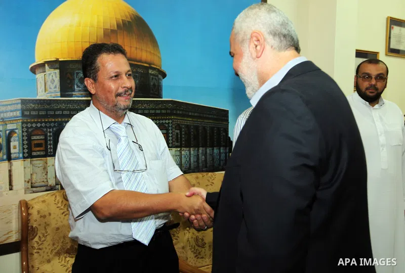 Palestinian Prime Minister in Gaza Ismail Haniyeh meets with "Convoy to fulfill 3" in his office in Gaza City, on Sep. 22, 2012. Photo by Ahmed Shaat