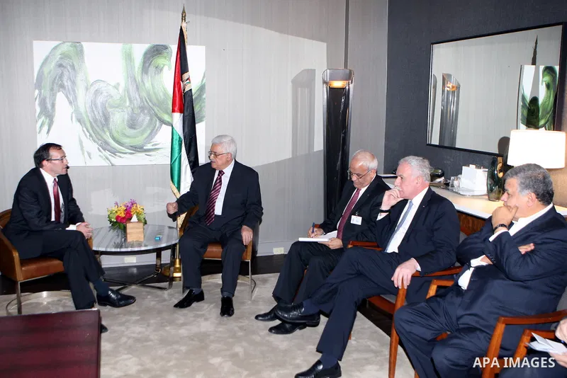 Palestinian President Mahmoud Abbas meets with the Minister of Foreign Affairs of Norway, in New York, on Sept. 24, 2012. Photo by Thaer Ganaim