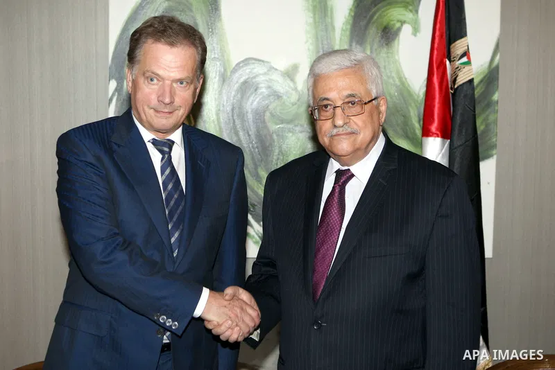 Palestinian President Mahmoud Abbas (Abu Mazen) meets with the President of Finland Sauli Niinisto in New York on Sept. 26, 2012. Photo by Thaer Ganaim