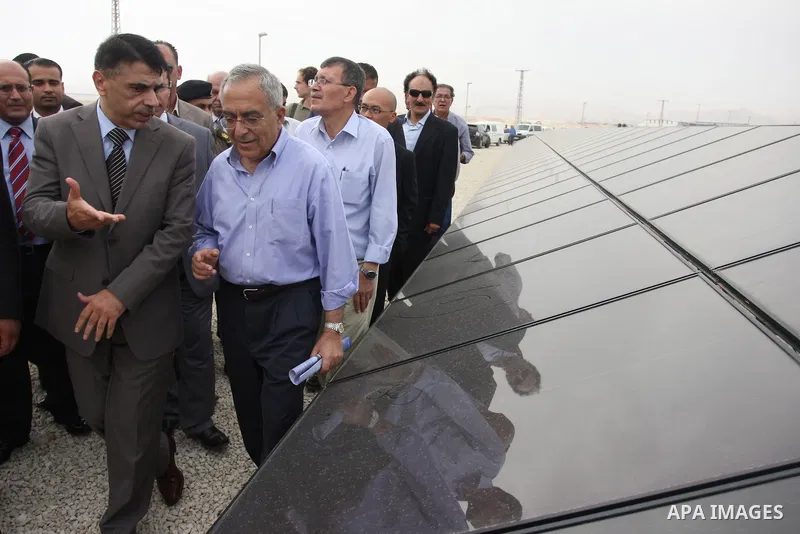 Palestinian Prime Minister Salam Fayyad visits the solar power station in the West Bank city of Jericho on September 30, 2012. Photo by Issam Rimawi