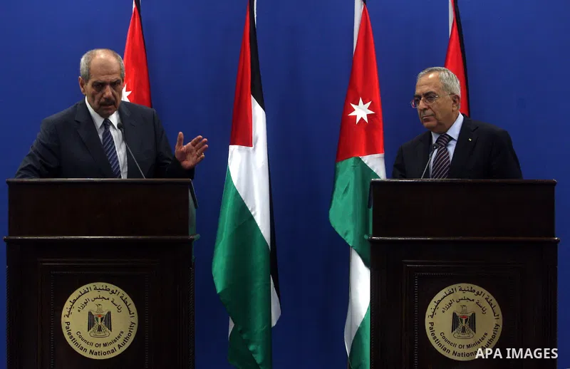 Palestinian Prime Minster Salam Fayyad, and his Jordanian counterpart Fayez al-Tarawneh during a press conference at Fayyad's office in the West Bank city of Ramallah, 04 October 2012.. Photo by Issam Rimawi