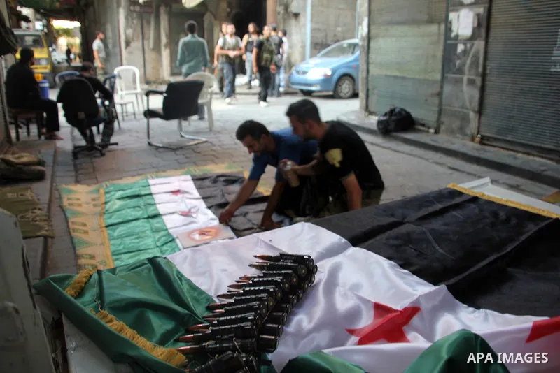 Free Syrian army make the Revolution flags in the old city of Aleppo, September 09, 2012. Photo by Ahmed Deeb