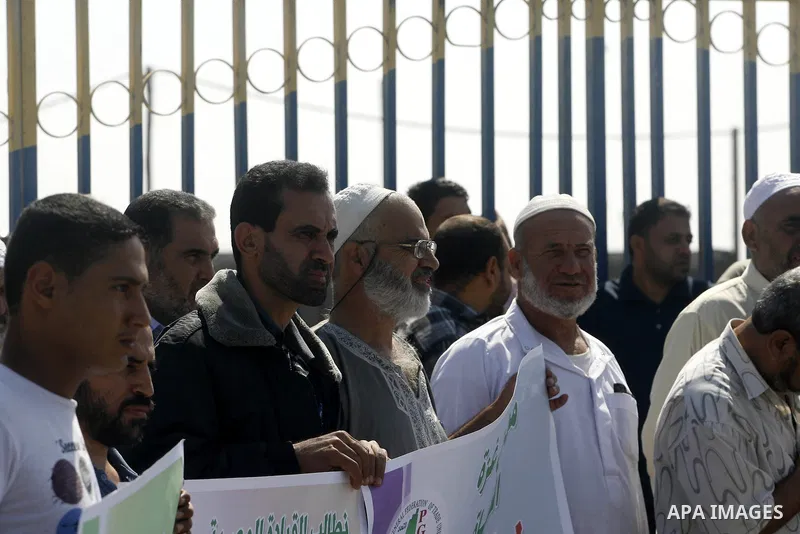 Palestinians participate a protest against Israeli siege imposed on Gaza strip during a rally in Rafah in the southern Gaza Strip, on Oct. 10, 2012. Photo by Eyad Al Baba