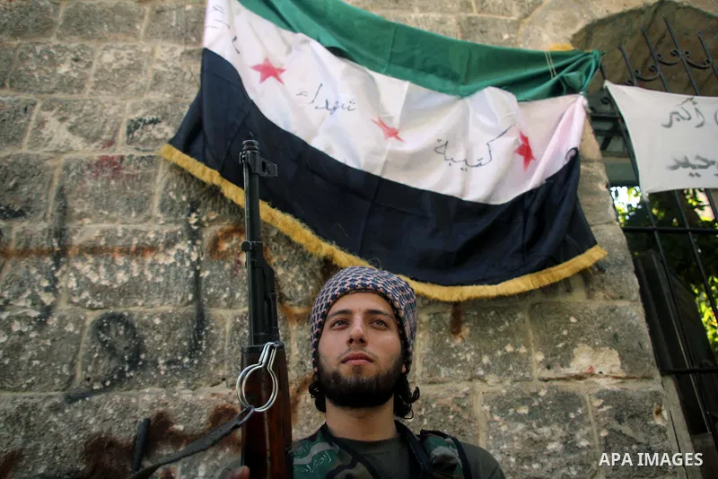 Free Syrian Army take position during clashes with regime forces in Aleppo in northern Syria on September 21, 2012. Photo by Ahmed Deeb