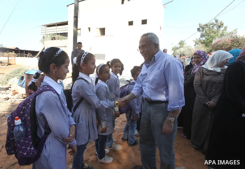 Palestinian Prime Minister Salam Fayyad visits the village of Ezbet al-Tabib in the West Bank city of Qalqilya,11 October 2012. Photo by Mustafa Abu Dayeh