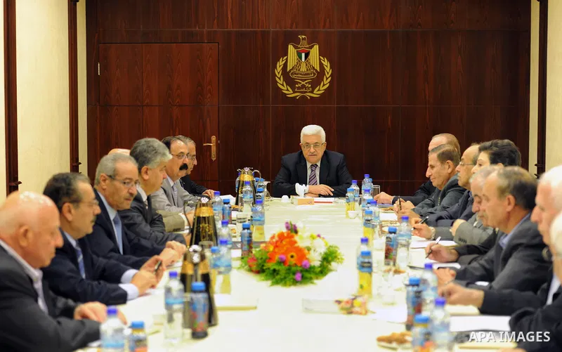 Palestinian President Mahmoud Abbas (Abu Mazen) meets with the executive committee of the Palestinian Liberation Organization, in the West Bank city of Ramalah, Oct. 14, 2012. Photo by Thaer Ganaim