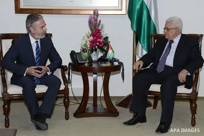 Palestinian President Mahmoud Abbas meets with Brazilian foreign Minister Antonio Patriota, in the West Bank city of Ramallah on October 15, 2012. Photo by Thaer Ganaim