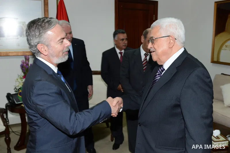 Palestinian President Mahmoud Abbas meets with Brazilian foreign Minister Antonio Patriota, in the West Bank city of Ramallah on October 15, 2012. Photo by Thaer Ganaim