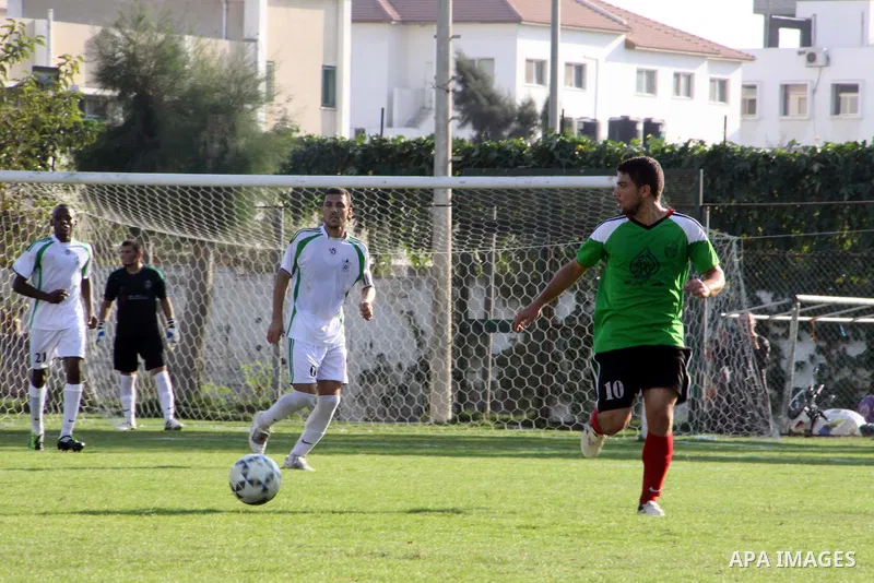 Palestinian soccer team of Shijaia and team of Rafah services, play during Match Clasico in Gaza city on Oct. 19, 2012. Photo by Alaa Shamaly