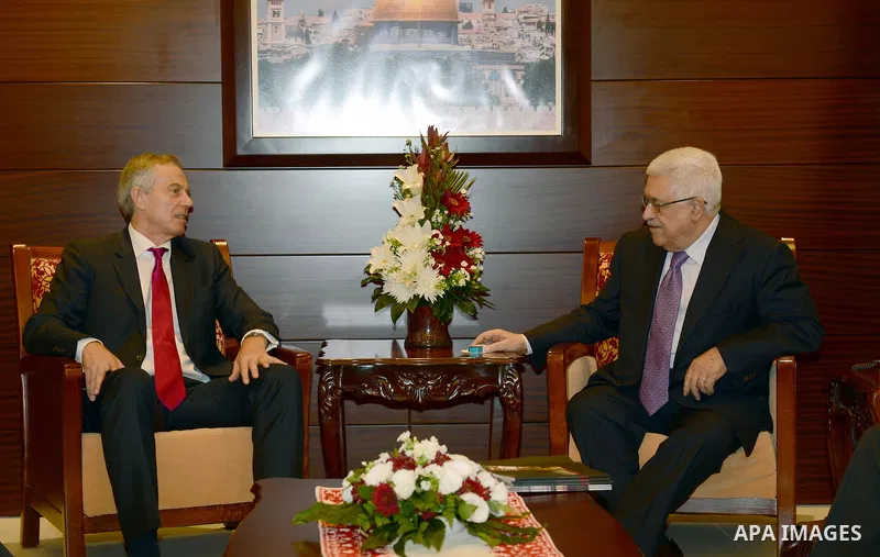 Palestinian President Mahmoud Abbas (Abu Mazen) meets with the Middle East quartet's envoy, Tony Blair, in the West Bank city of Ramallah on October. 21, 2012. Photo by Thaer Ganaim