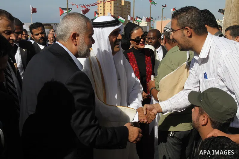 Palestinian Prime Minister in Gaza strip, Ismail Haniyeh, the Emir of Qatar Sheikh Hamad bin Khalifa al-Thani and Qatar's First Lady Sheikha Mozah bint Nasser al-Missned attend a cornerstone laying ceremony for a hospita...