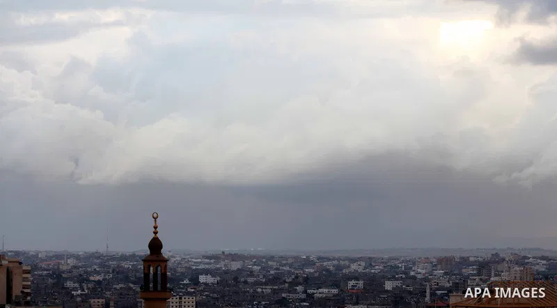 A general view shows the east of Gaza City at the security border with Israel in the central of Gaza strip, November 12, 2012. During a meeting with 50 foreign ambassadors Israeli Prime Minister Benjamin Netanyahu briefe...