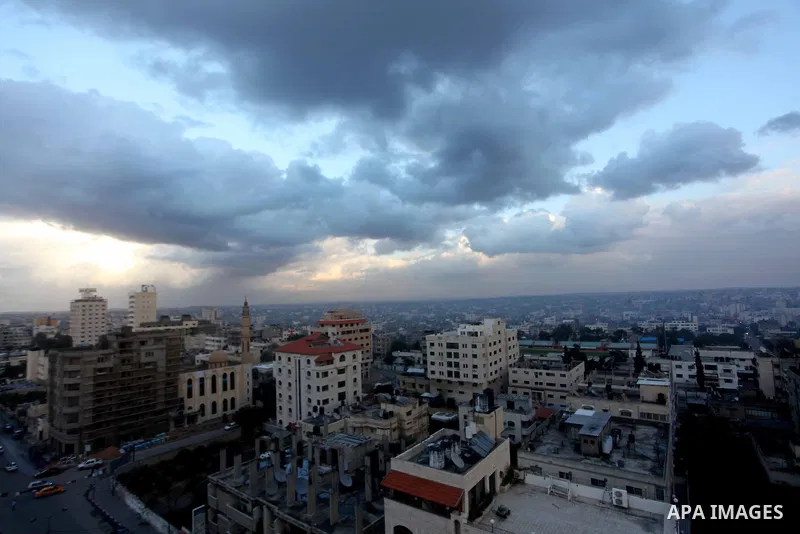 A general view shows the east of Gaza City at the security border with Israel in the central of Gaza strip, November 12, 2012. During a meeting with 50 foreign ambassadors Israeli Prime Minister Benjamin Netanyahu briefe...