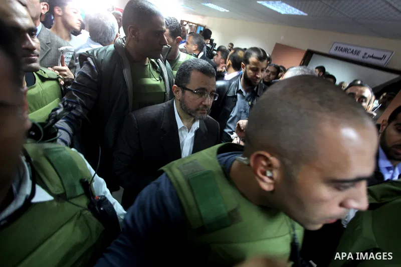 Palestinian Prime Minister in the Gaza Strip Ismail Haniya receives Egyptian Prime Minister Hisham Qandil in Gaza City, on November 16, 2012 . Egyptian premier Hisham Qandil vowed to intensify Cairo's efforts to secure a...