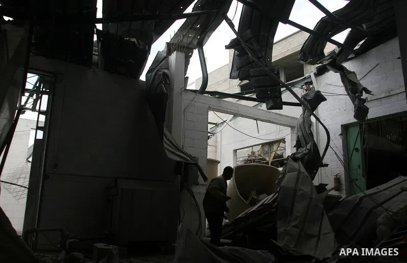 Palestinians survey a destroyed mosque after an Israeli air strike in Rafah in the southern Gaza Strip November 16, 2012. Israel bombarded the Hamas-ruled Gaza Strip with more than 180 airstrikes early Saturday, the mili...