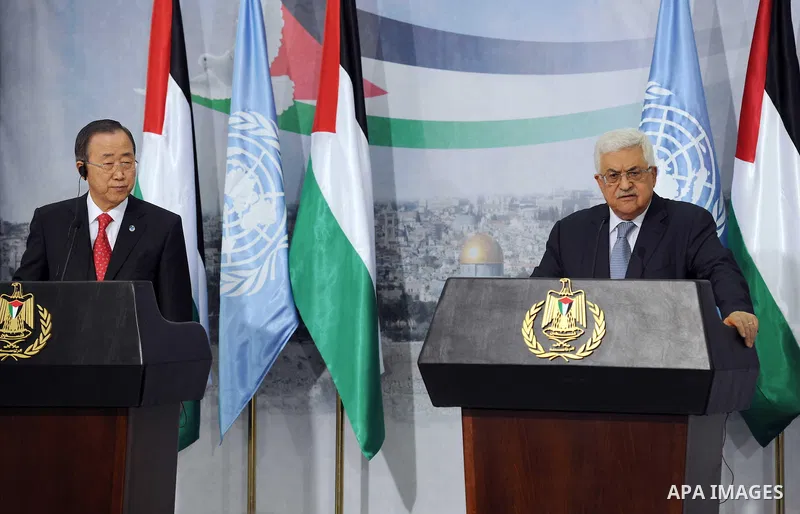 UN chief Ban Ki-moon (L) and Palestinian president Mahmud Abbas (R) deliver a statement to the press in the West Bank city of Ramallah on November 21, 2012. UN chief Ban Ki-moon called for an immediate halt to rocket att...