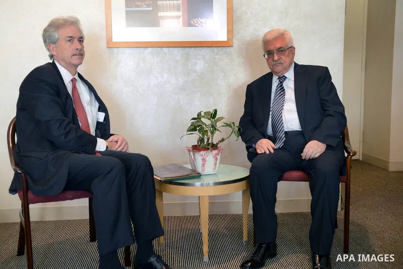 Palestinian President Mahmoud Abbas (Abu Mazen) meets with Willem Burns in New York, on Nov. 28, 2012. Photo by Thaer Ganaim