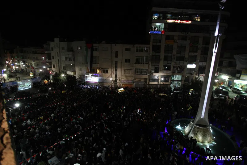 Palestinians celebrate in the West Bank city of Hebron on November 29, 2012 after the General Assembly voted to recognise Palestine as a non-member state. The UN General Assembly on Thursday voted overwhelmingly to recog...