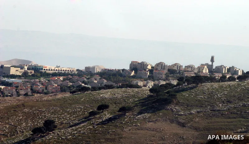 A general view overlooking the Jewish settlement of Maale Adumim near Jerusalem December 1, 2012. An Israeli official said Prime Minister Benjamin Netanyahu's conservative government had authorised the construction of 3,...